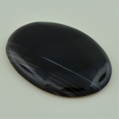 Onyx, Oval Cabochon (110,10 ct.) aus Afrika