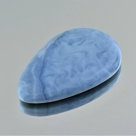 Opal, Tropfen Cabochon (56,49 ct.) aus Peru (Acari Mine) Opal, Tropfen Cabochon (56,49 ct.) aus Peru (Acari Mine)