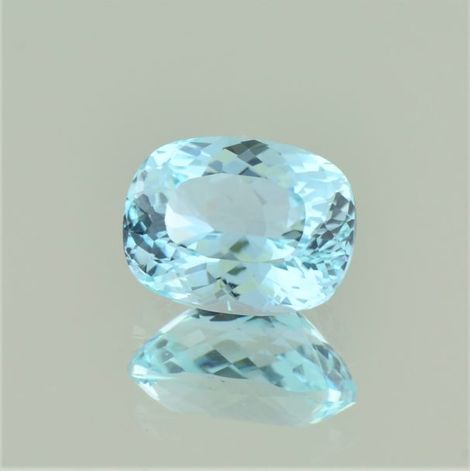 Paraiba Turmalin, Antikoval facettiert (5,27 ct.) aus Mosambik Paraiba Turmalin, Antikoval facettiert (5,27 ct.) aus Mosambik