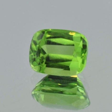 Peridot antik grün 4,08 ct