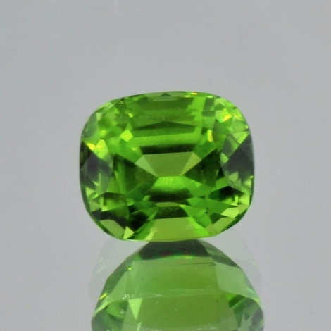 Peridot antik grün 6,41 ct