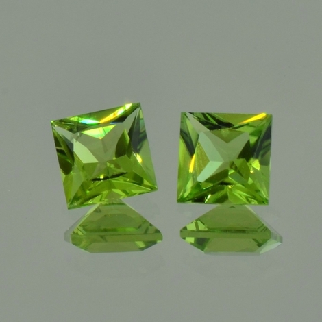 Peridot Duo princess 3,81 ct Peridot Duo princess 3,81 ct