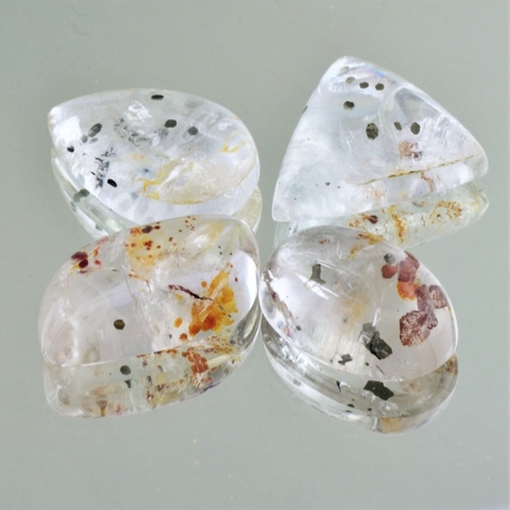 Einschlussquarz Lot, Oval, Tropfen, Trillion & Freiform Cabochon (101,62 ct.) aus Brasilien Einschlussquarz Lot, Oval, Tropfen, Trillion & Freiform Cabochon (101,62 ct.) aus Brasilien