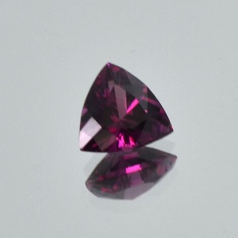 Rhodolith Granat Trillion purpurrot 1,45 ct.