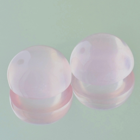 Rose-Quartz Pair Cabochons round 32.12 ct