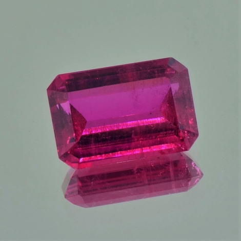 Rubellit, Achteck facettiert (10,03 ct.) aus Brasilien