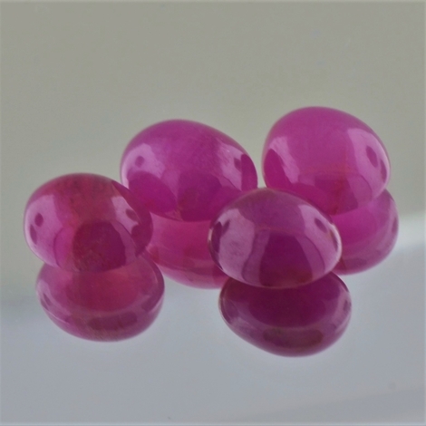 Ruby Lot Cabochons oval red 13.88 ct