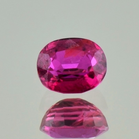 Rubin oval pink-rot ungebrannt 1,43 ct