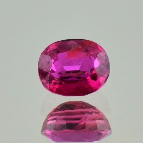 Rubin oval pink-rot ungebrannt 1,43 ct Rubin oval pink-rot ungebrannt 1,43 ct