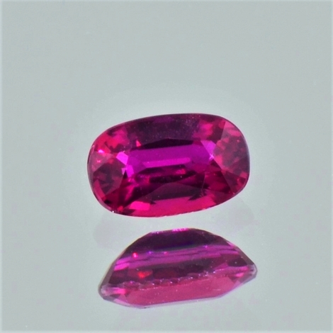 Rubin oval purpur-rot ungebrannt 1,10 ct Rubin oval purpur-rot ungebrannt 1,10 ct