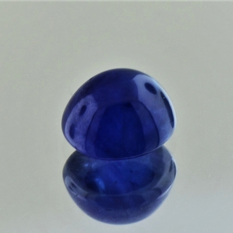 Sapphire cabochon oval dark blue 3.57 ct