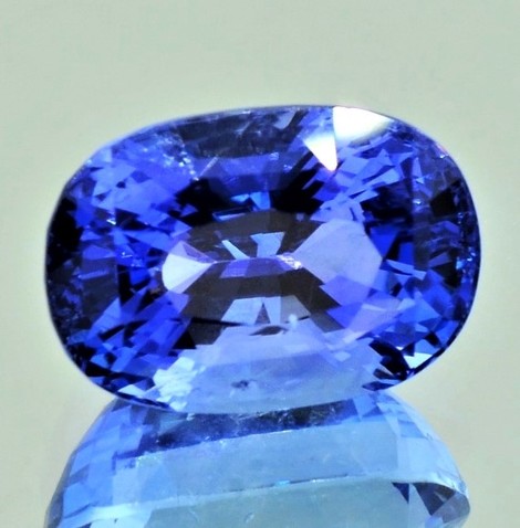 Saphir, Oval facettiert (9,09 ct.) aus Sri Lanka (Elahera) Saphir, Oval facettiert (9,09 ct.) aus Sri Lanka (Elahera)