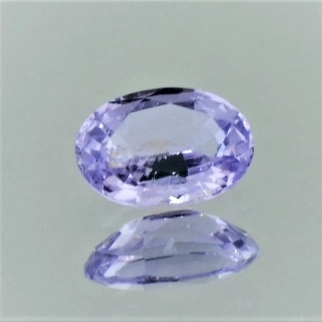 Saphir, Oval facettiert (1,13 ct.) aus Sri Lanka Saphir, Oval facettiert (1,13 ct.) aus Sri Lanka