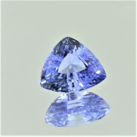Saphir, Trillion facettiert (1,67 ct.) aus Sri Lanka Saphir, Trillion facettiert (1,67 ct.) aus Sri Lanka