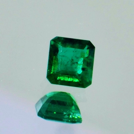 Smaragd octagon grün 0,39 ct Smaragd octagon grün 0,39 ct