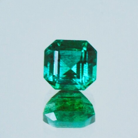 Smaragd octagon grün 0,87 ct