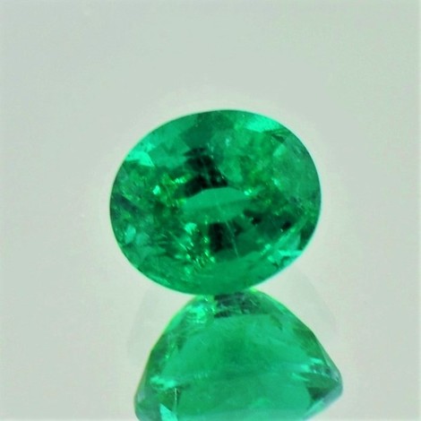 Emerald oval intensives-grün 1.23 ct.