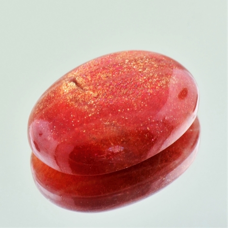 Sonnenstein, Oval Cabochon (35,71 ct.) aus Madagaskar Sonnenstein, Oval Cabochon (35,71 ct.) aus Madagaskar