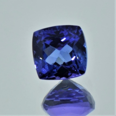 Tansanit, Antik facettiert (1,78 ct.) aus Tansania (Merelani Hills) Tansanit, Antik facettiert (1,78 ct.) aus Tansania (Merelani Hills)
