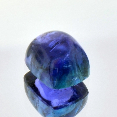 Tansanit, Antik Cabochon (6,36 ct.) aus Tansania (Merelani Hills) Tansanit, Antik Cabochon (6,36 ct.) aus Tansania (Merelani Hills)