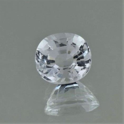 Topaz oval colorless 5.13 ct