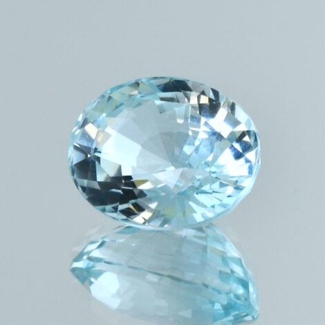 Topaz oval light blue untreated 9.29 ct