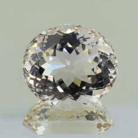 Topaz oval helles champagne 66.53 ct Topaz oval helles champagne 66.53 ct