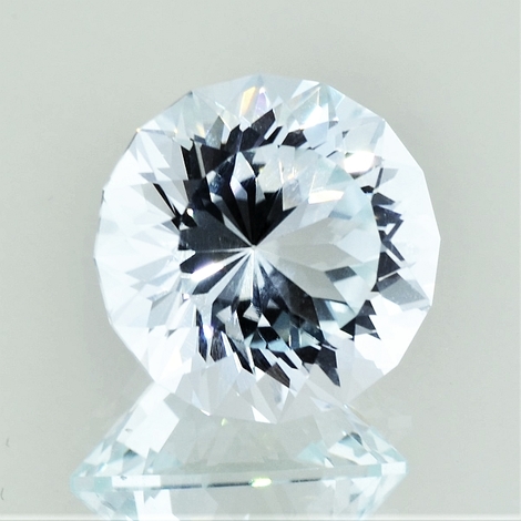 Topas Rund-Design zartblau 17,80 ct Topas Rund-Design zartblau 17,80 ct