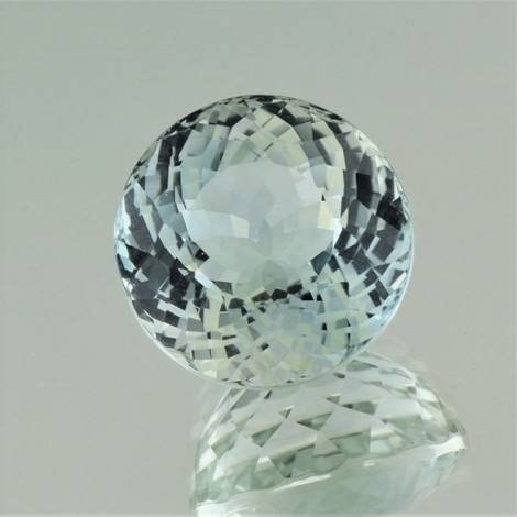 Topas rund grünlich zartblau 39,60 ct Topas rund grünlich zartblau 39,60 ct