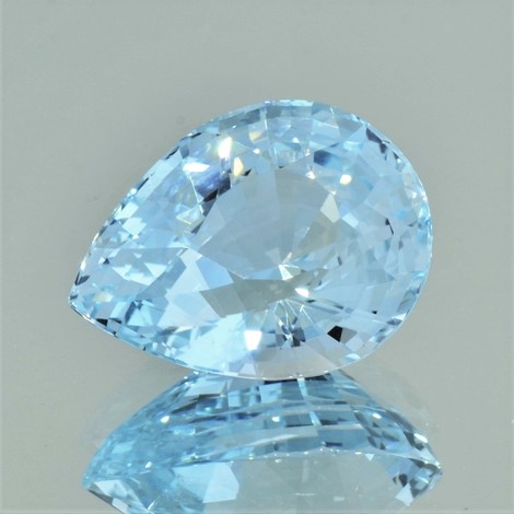 Topas, Tropfen facettiert (25,66 ct.) aus Madagaskar Topas, Tropfen facettiert (25,66 ct.) aus Madagaskar