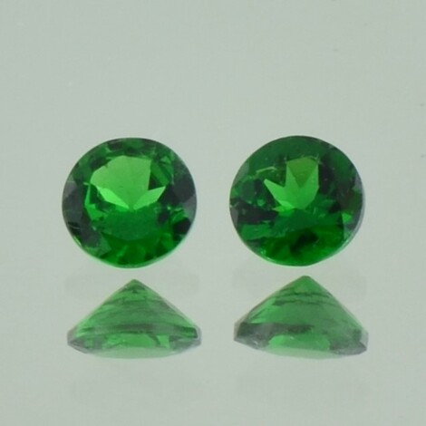 Tsavorit Duo, Rund facettiert (1,11 ct.) aus Kenia (Taita Hills)