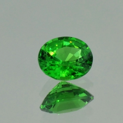Tsavorite Garnet oval green 1.45 ct Tsavorite Garnet oval green 1.45 ct