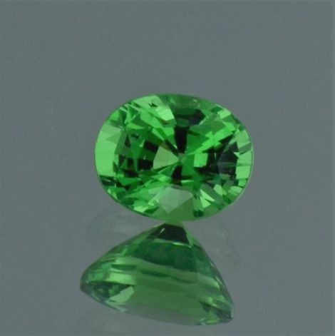 Tsavorite Garnet oval green 1.87 ct