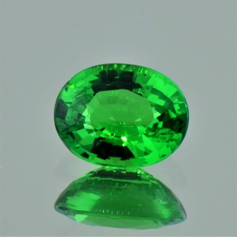 Tsavorit, Oval facettiert (3,06 ct.) aus Tansania (Merelani Hills) Tsavorit, Oval facettiert (3,06 ct.) aus Tansania (Merelani Hills)