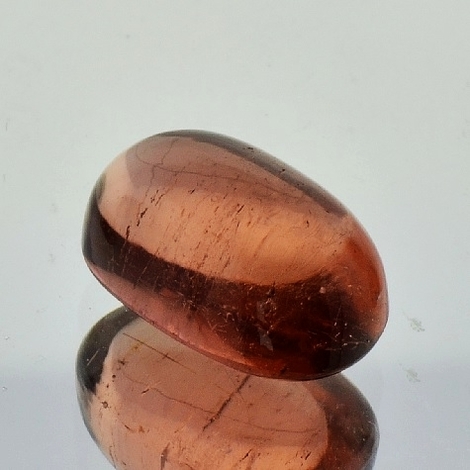 Turmalin, Oval Cabochon (8,71 ct.) aus Tansania Turmalin, Oval Cabochon (8,71 ct.) aus Tansania