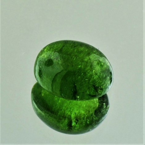 Tourmaline Cabochon oval green 5.44 ct Tourmaline Cabochon oval green 5.44 ct