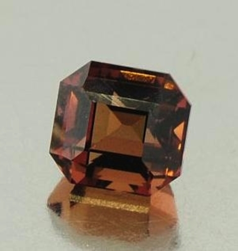 Tourmaline Dravite Octagon brown 3.61 ct Tourmaline Dravite Octagon brown 3.61 ct