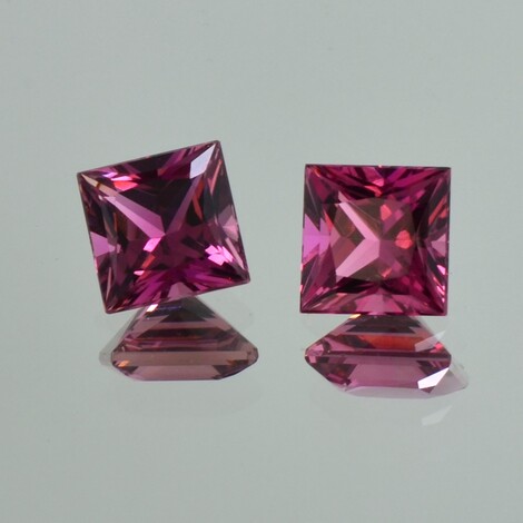 Tourmaline Pair princess purplish pink 5.51 ct