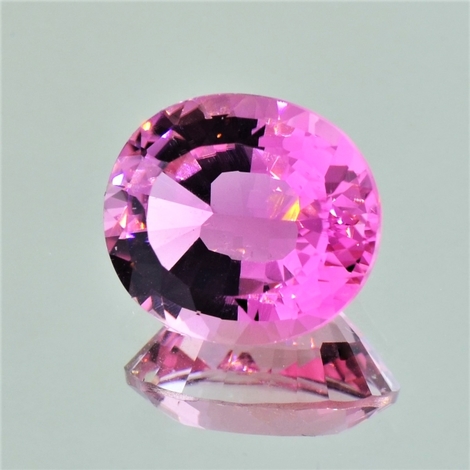 Tourmaline oval pink 6.07 ct Tourmaline oval pink 6.07 ct