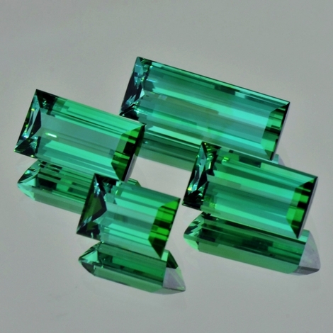 Turmalin Set, Rechteck facettiert (18,32 ct.) aus Brasilien Turmalin Set, Rechteck facettiert (18,32 ct.) aus Brasilien