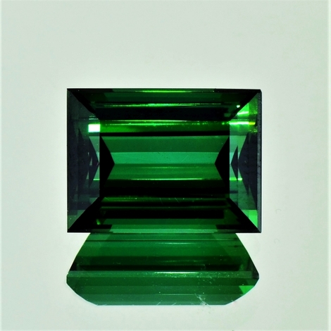 Verdelith, Rechteck facettiert (9,51 ct.) aus Brasilien Verdelith, Rechteck facettiert (9,51 ct.) aus Brasilien