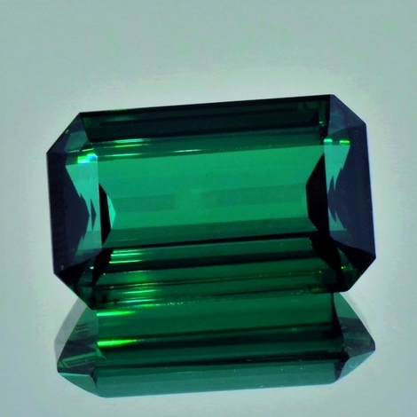 Verdelith Turmalin octagon grün 28,20 ct.