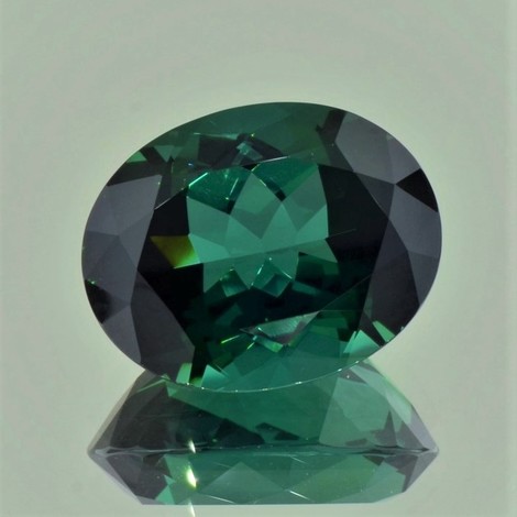 Verdelith Turmalin oval grün 23,99 ct