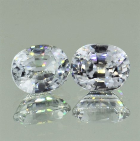 Zircon Pair oval colorless 10.32 ct.