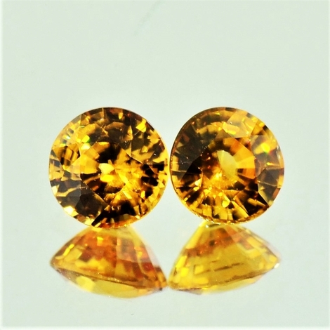 Zircon Pair round yellowish-orange 3.36 ct Zircon Pair round yellowish-orange 3.36 ct