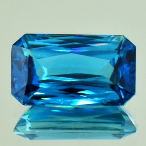 Zircon octagon blue 20.19 ct