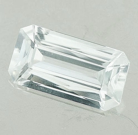 Zirkon Octagon farblos 10,16 ct Zirkon Octagon farblos 10,16 ct
