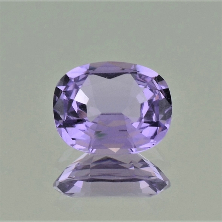 Spinel oval lilac untreated 5.20 ct