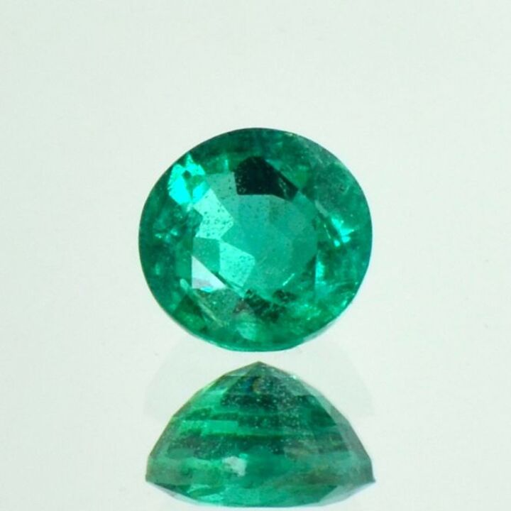 Emerald round green 1.39 ct.