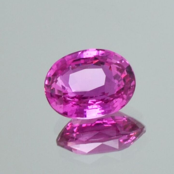 Sapphire oval vivid pink untreated 2.55 ct.